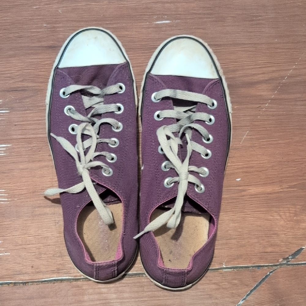 Women's Purple Canvas Sneakers